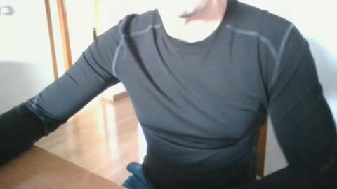 nenistur online show from 02/17/25, 07:37