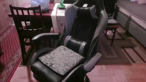 Snapshot of neno89654 chatting on 09/27/25, 03:11 neno89654 online show from 09/27/25, 03:11