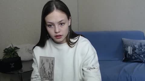 Snapshot of nensi_sweet chatting on 02/20/25, 08:17 nensi_sweet online show from 02/20/25, 08:17