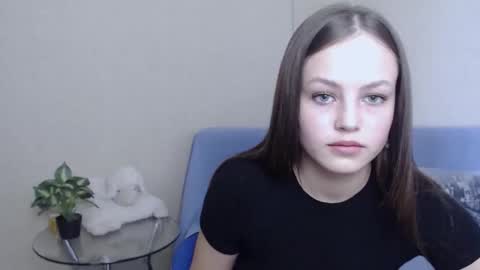 Snapshot of nensi_sweet chatting on 02/26/25, 12:36 nensi_sweet online show from 02/26/25, 12:36