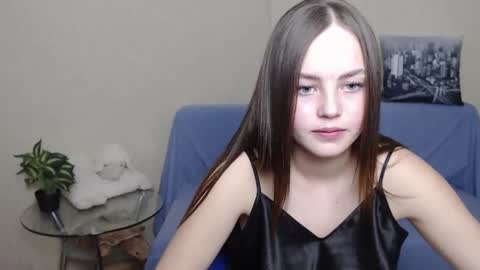 Snapshot of nensi_sweet chatting on 03/07/25, 04:33 nensi_sweet online show from 03/07/25, 04:33