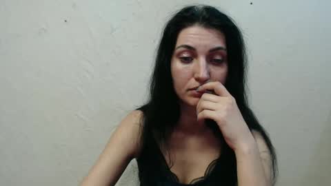 Nensy online show from 03/03/25, 05:18