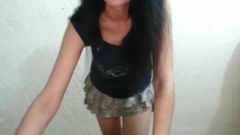 Nensy online show from 12/01/25, 01:27