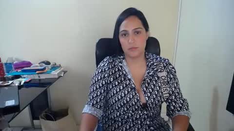 kelly lopez online show from 12/04/24, 02:15