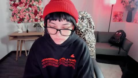 Snapshot of neogeisha28 chatting on 04/04/26, 07:00 Neo Geisha online show from 04/04/26, 07:00