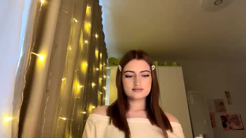 Snapshot of neomapruden chatting on 10/26/25, 09:04 Jessica u can call me Queen online show from 10/26/25, 09:04