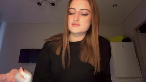 Snapshot of neomapruden chatting on 10/30/25, 08:27 Jessica u can call me Queen online show from 10/30/25, 08:27