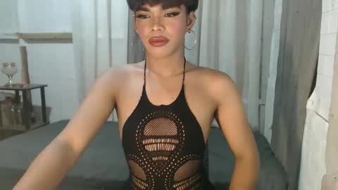 Snapshot of neomi_hardcock chatting on 09/28/25, 01:05 neomi online show from 09/28/25, 01:05