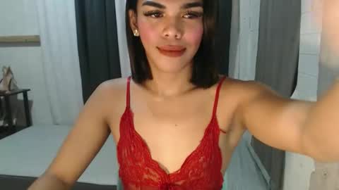 Snapshot of neomi_hardcock chatting on 10/16/25, 09:21 neomi online show from 10/16/25, 09:21