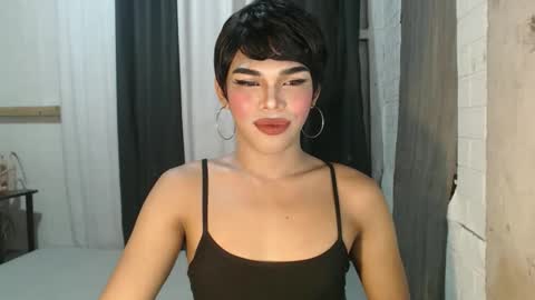 Snapshot of neomi_hardcock chatting on 11/09/25, 04:11 neomi online show from 11/09/25, 04:11