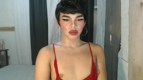 Snapshot of neomi_hardcock chatting on 11/11/25, 06:57 neomi online show from 11/11/25, 06:57