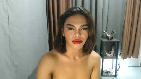neomi online show from 04/26/26, 07:22