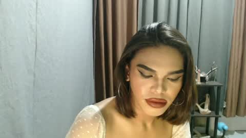 neomi online show from 05/11/26, 03:40
