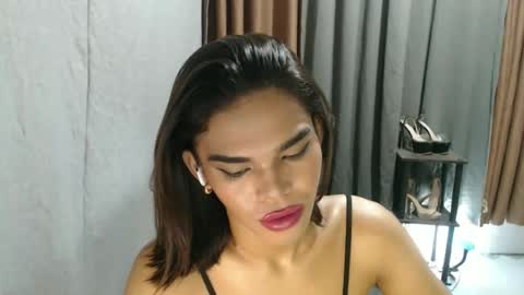 neomi online show from 05/20/26, 06:47