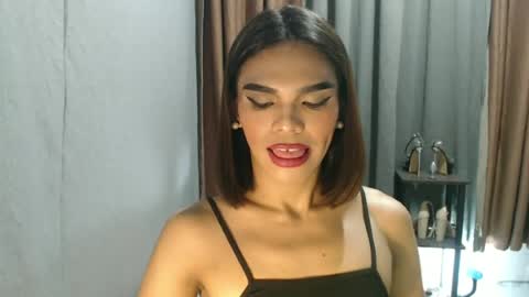 neomi online show from 06/21/26, 07:55