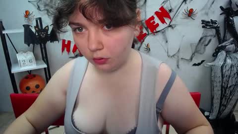 NeonilaLisova online show from 10/26/25, 06:30