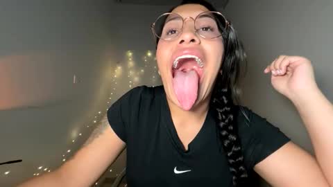 Snapshot of nerak_a chatting on 12/17/25, 06:25 Helena Every Friday new video for my fan club loves online show from 12/17/25, 06:25