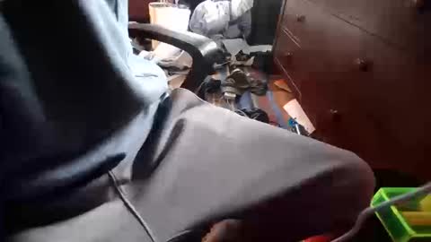 nerdyboi22 online show from 10/14/25, 07:03