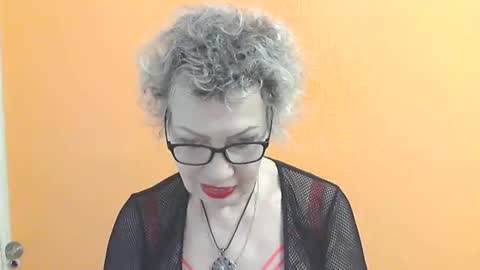 Snapshot of nessyjenixs chatting on 05/13/26, 02:25 NessyJenixs online show from 05/13/26, 02:25