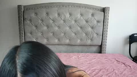 nesuko_kamado online show from 12/12/24, 07:59