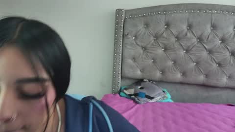 nesuko_kamado online show from 10/09/25, 04:27