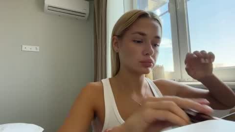 Snapshot of nevadasummey chatting on 07/14/26, 10:21 Kate online show from 07/14/26, 10:21