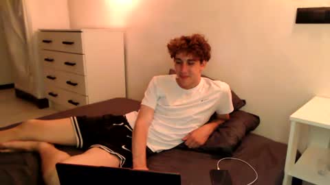 Snapshot of nevaldemar chatting on 06/12/26, 09:03 nevaldemar online show from 06/12/26, 09:03