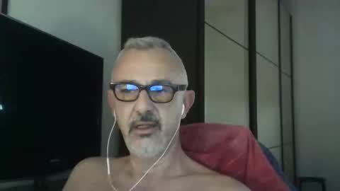 nevenerabis online show from 10/19/25, 01:34