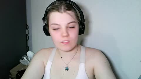 never_enoughh online show from 06/18/26, 06:23