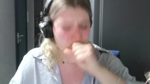 never_enoughh online show from 07/19/26, 06:00