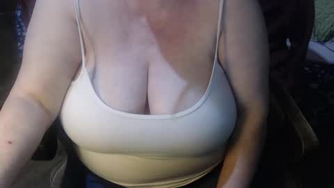Lilly  online show from 01/02/25, 03:40