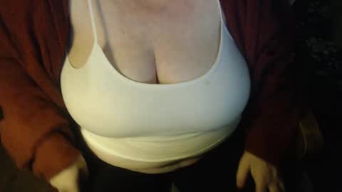 Lilly  online show from 02/07/25, 04:46