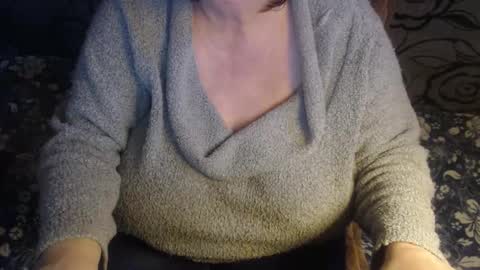 Snapshot of new_milf chatting on 12/05/25, 11:08 Lilly online show from 12/05/25, 11:08
