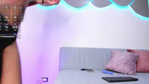 ximena online show from 11/08/25, 10:30