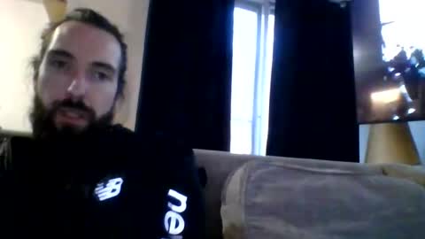 Snapshot of newchases chatting on 11/01/25, 09:17 Landon Stazia online show from 11/01/25, 09:17