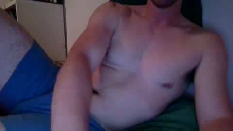 Snapshot of newu2022 chatting on 10/21/25, 11:38 newu2022 online show from 10/21/25, 11:38