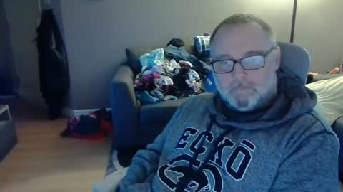 NewWorld online show from 06/19/26, 01:48