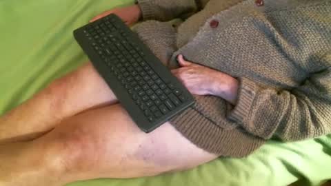 Snapshot of nextdoorjackn chatting on 12/05/24, 01:47 nextdoorjackn online show from 12/05/24, 01:47