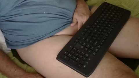 Snapshot of nextdoorjackn chatting on 11/21/25, 09:13 nextdoorjackn online show from 11/21/25, 09:13