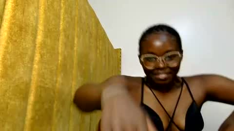 Neyla online show from 08/05/26, 10:33