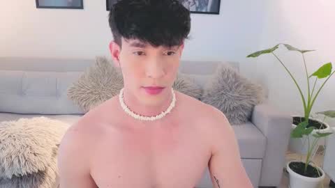 Snapshot of neythan__blaze chatting on 09/24/25, 05:16   online show from 09/24/25, 05:16