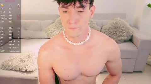 Snapshot of neythan__blaze chatting on 10/28/25, 10:12   online show from 10/28/25, 10:12