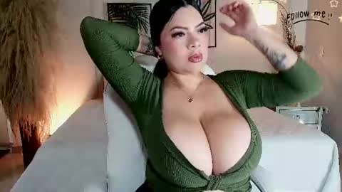 Sandra online show from 07/16/26, 12:00