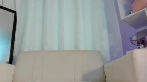 Snapshot of nezo_ chatting on 10/21/25, 12:22  Angie   Instagram  angie julianac add me online show from 10/21/25, 12:22