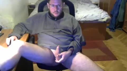 nezoss online show from 11/11/25, 08:03