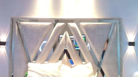 nezuko 16 online show from 09/18/25, 03:19