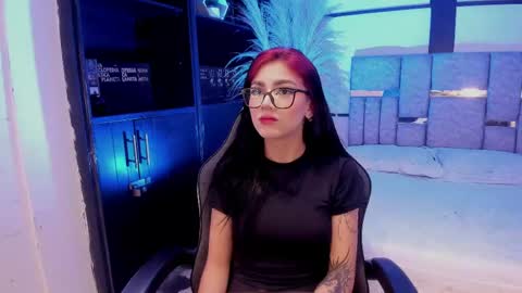 Snapshot of nezukoo_1 chatting on 06/06/26, 10:25 nezukoo_1 online show from 06/06/26, 10:25