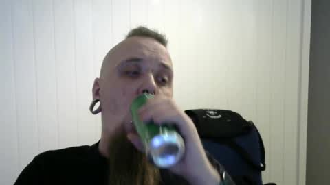 Snapshot of nezvers chatting on 02/03/25, 06:39 YouPick online show from 02/03/25, 06:39