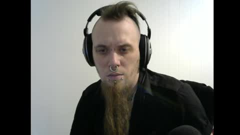 Snapshot of nezvers chatting on 02/23/25, 01:02 YouPick online show from 02/23/25, 01:02