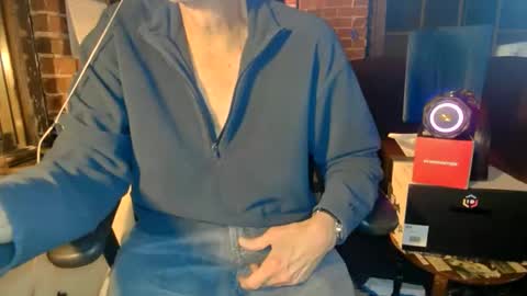 Snapshot of nfgwholoves2cum chatting on 02/08/26, 12:58 NFG Nice Friendly Guy Dick online show from 02/08/26, 12:58